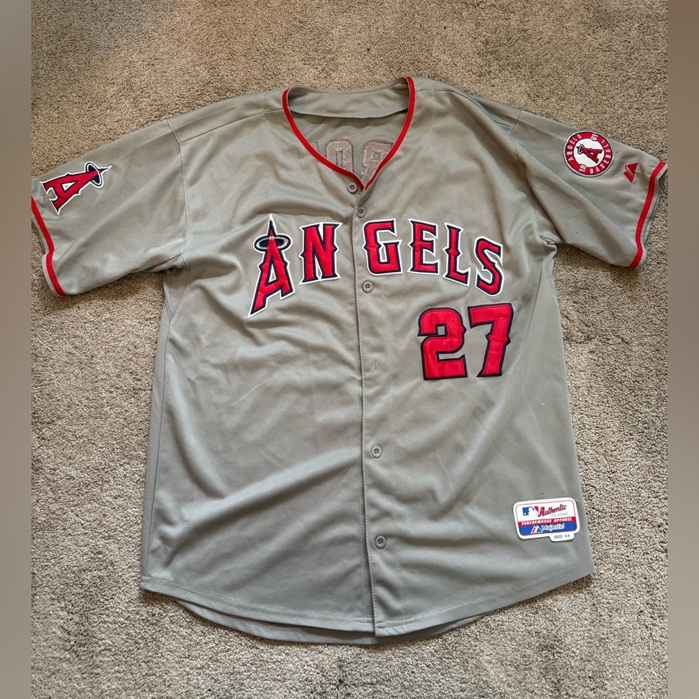 Authentic Mike Trout MLB Los Angeles
Angels Jersey SIZE 44 Majestic
Anaheim.